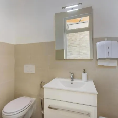 Apartmán Mit Gemeinschaftlichem Pool Und Grill
